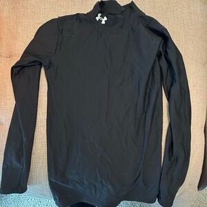 Under armor cold gear YXL